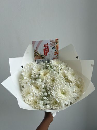 White Rose / Chrysanthemums / Gypso thumbnail view 4 - BuyFlowers Nigeria