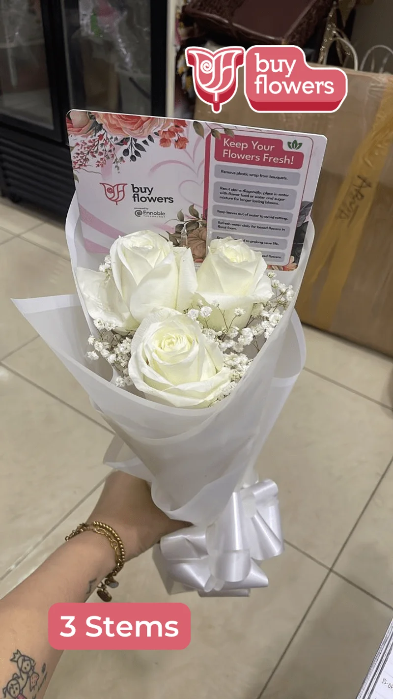 White Roses/Gypso - Fresh flower delivery | Buy online at BuyFlowers