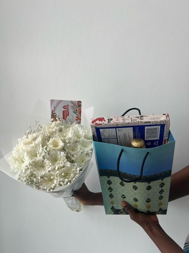 White Rose/ Chrysanthemums Midi Combo thumbnail view 7 - BuyFlowers Nigeria