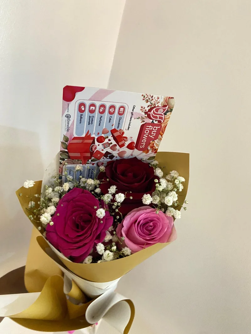 Order Mixed Colored Roses/Gypso for same-day delivery Mixed Colored Roses/Gypso - Fresh flower delivery | Buy online at BuyFlowers